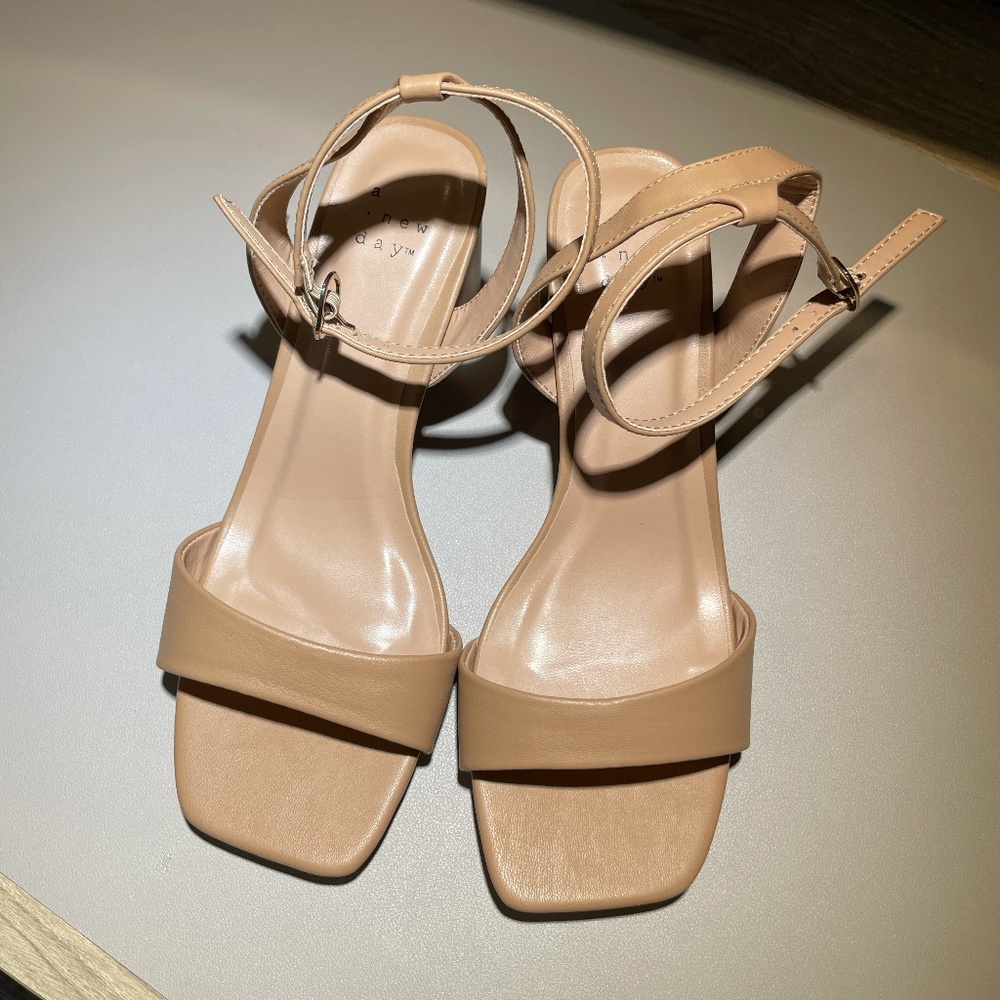 Women's Sonora Wide Width Heels in Tan - A New Day